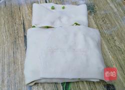 葱花油饼的做法图解12