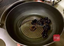 杏鲍菇炒豆瓣的做法图解3