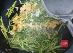 香芹炒鸡蛋的做法图解7