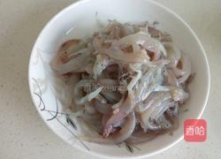 炸面条鱼的做法图解1