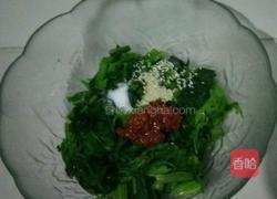 辣椒油拌菠菜的做法图解2