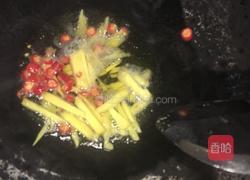 酸笋炒鸡杂的做法图解5