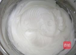 戚风纸杯蛋糕的做法图解3