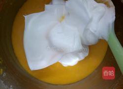 戚风纸杯蛋糕的做法图解8