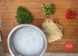 蒜蓉粉丝蒸生蚝的做法图解3