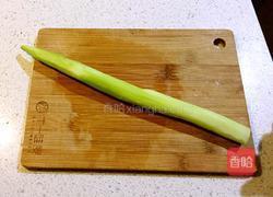 白灼芥兰的做法图解1