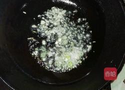 尖椒炒肥肠的做法图解4