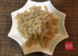 培根炒螺旋意面的做法图解3