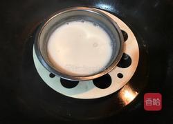 草莓酸奶慕斯蛋糕(电饭锅版)的做法图解7