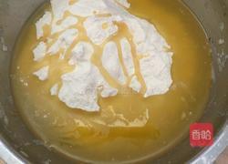 植物油版蛋黄酥的做法图解3