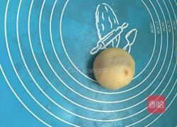 植物油版蛋黄酥的做法图解16