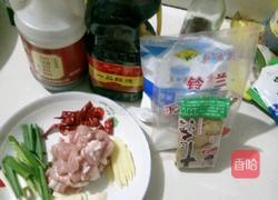 小瓜炒肉的做法图解1
