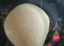 炸糖果子的做法图解1