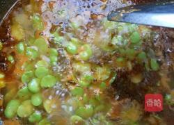 酸菜蚕豆汤的做法图解5