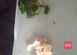 牛肉丝炒豆芽的做法图解3