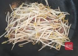 牛肉丝炒豆芽的做法图解5