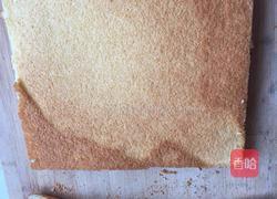 草莓卷的做法图解20