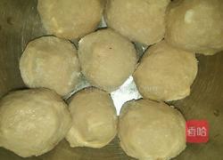 白菜肉丸汤的做法图解2