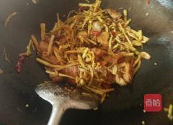 竹笋炒肉的做法图解8