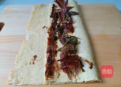 煎饼卷香椿芽的做法图解3