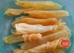 花胶猪骨汤的做法图解3