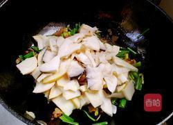 青蒜炒春笋的做法图解8
