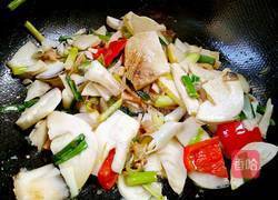 青蒜炒春笋的做法图解11