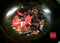 木耳香菇炒黄瓜的做法图解8