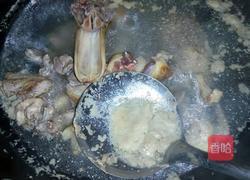 鸭子魔芋汤的做法图解3