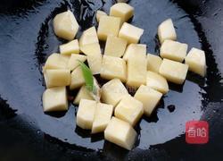 土豆黄瓜丁的做法图解3
