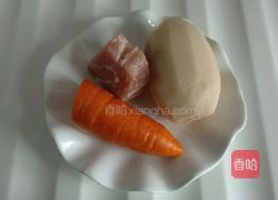 藕片炒肉丁的做法图解1