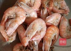 香辣南美白对虾的做法图解1