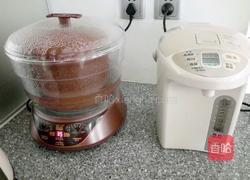 红菇药膳鸡汤的做法图解4