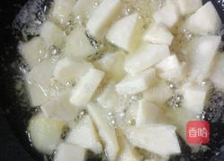 拔丝土豆的做法图解3