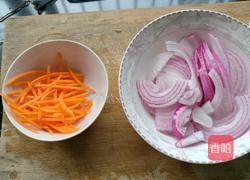 洋葱鳝丝的做法图解2