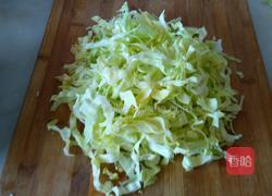 卷心菜拌粉丝的做法图解1