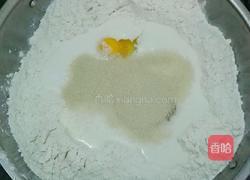 朴实红豆包的做法图解1