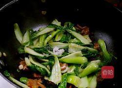 香菇炒小白菜的做法图解10