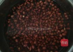 五香花生米的做法图解1
