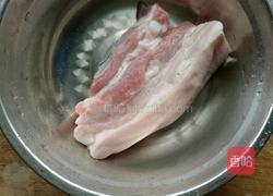 萝卜干炒腊肠的做法图解2