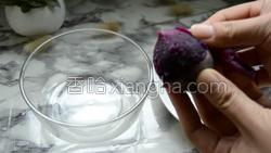 紫薯糯米抹茶酥的做法图解2