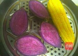 紫薯补丁沙拉的做法图解1