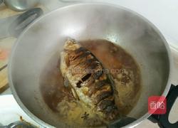 酱焖鲫鱼的做法图解7