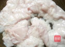 香辣酸菜炒肥肠的做法图解2