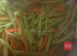 肉小炒芹菜的做法图解6