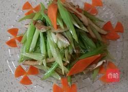 西芹炒香干的做法图解3