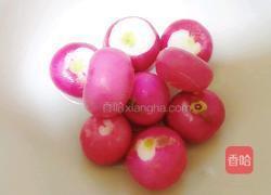 糖醋小萝卜的做法图解1