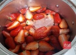 糖水草莓的做法图解4