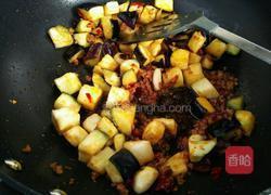 肉末炒茄丁的做法图解9