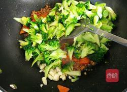 肉末西兰花的做法图解9